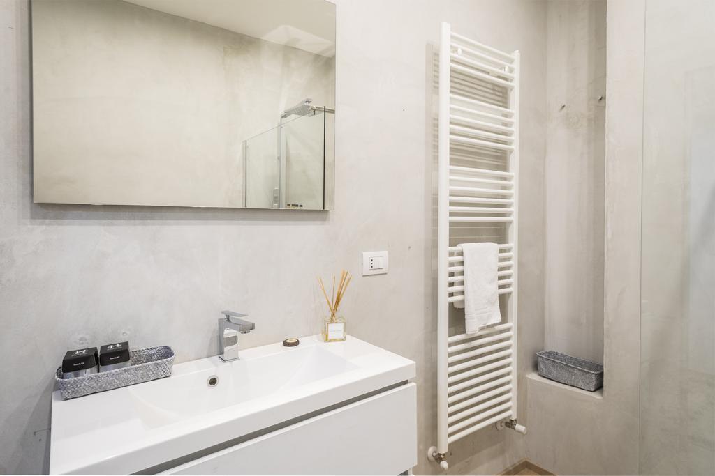 Hemeras Boutique Homes - Super Central Luxury Apartments 밀라노 외부 사진