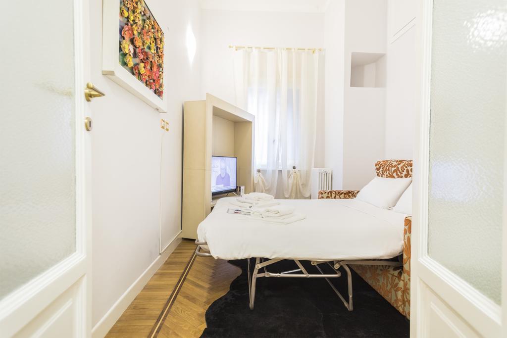 Hemeras Boutique Homes - Super Central Luxury Apartments 밀라노 외부 사진